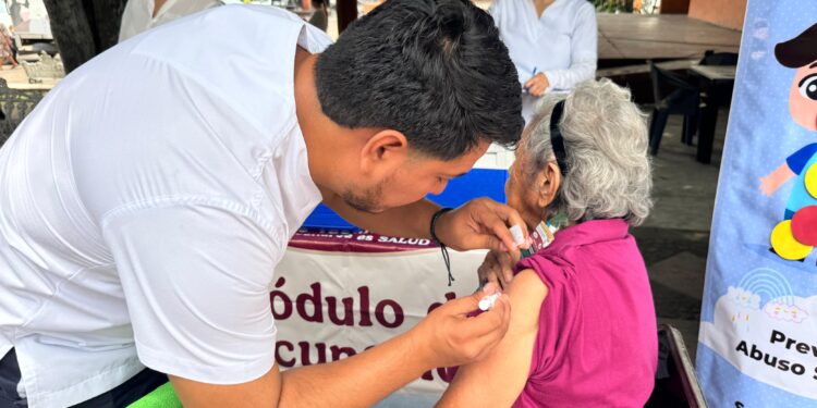 Vacunación es vital para evitar que se agrave la EPOC: Salud Colima