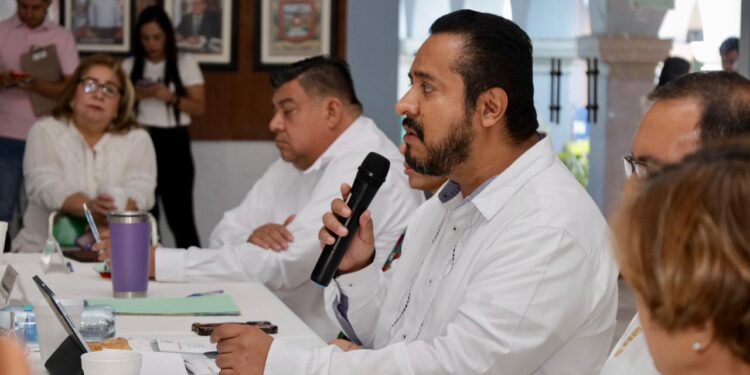 Secretario de Salud destaca logros en prevención de dengue y sarampión; reconoce labor de ayuntamientos