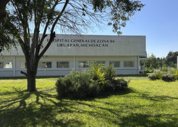 Se reúnen autoridades del IMSS y comunidad indígena de San Juan Nuevo para impulsar acciones en favor de la salud