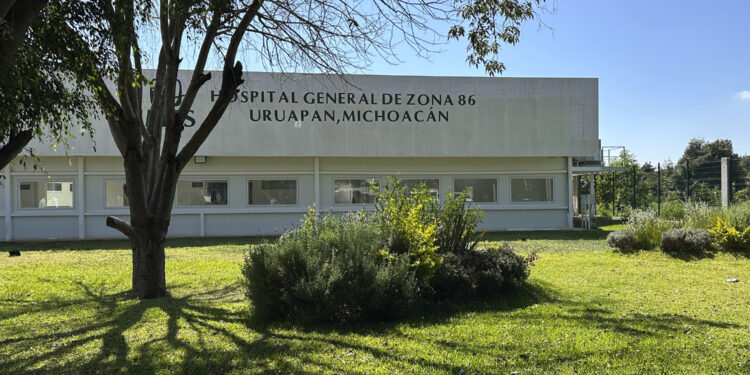 Se reúnen autoridades del IMSS y comunidad indígena de San Juan Nuevo para impulsar acciones en favor de la salud