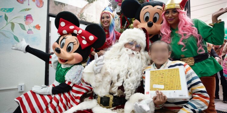 Fundación IMSS ha entregado más de 13 mil 500 juguetes en hospitales con la campaña Dona un juguete, Regala una sonrisa