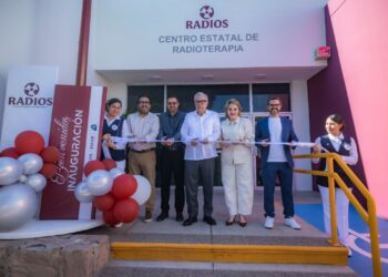 Sinaloa, único estado del noroeste del país con 3 aceleradores lineales para tratamiento de cáncer, Gobernador Rocha