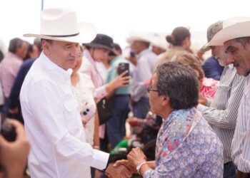 El gobernador Alfonso Durazo destina presupuesto sin precedente de 4 mil millones para obra pública en municipios