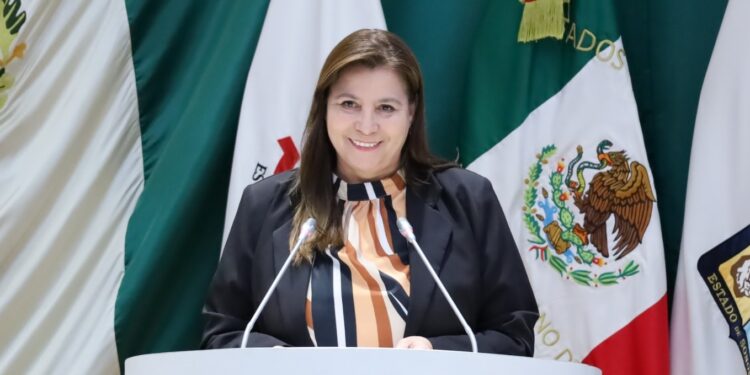 Presenta la diputada Vicky Espinoza posicionamiento sobre la importancia de integrar el concepto de tarifa social en la legislación estatal