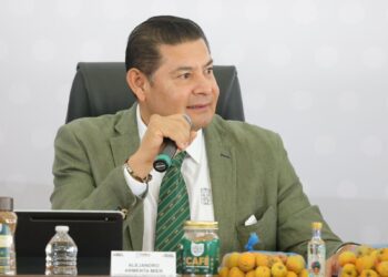 Gobierno de Puebla fortalece lazos con migrantes con cerca de 7 mil asesorías