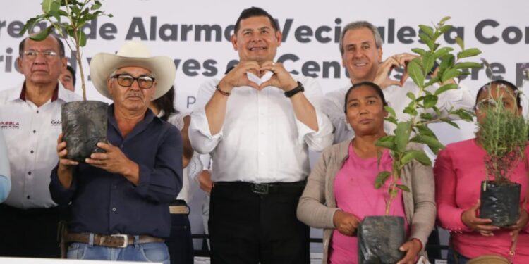 En Puebla, la meta de cero incendios continuará para salvar vidas y a los bosques: Alejandro Armenta