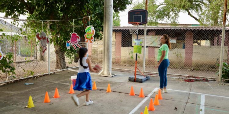 Salud Colima invita a promover hábitos saludables en niñas, niños y adolescentes, para prevenir sobrepeso