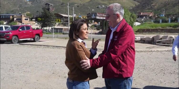 AGRICULTURA y Gobierno de Baja California sostienen diálogo con productores vitivinícolas y hortofrutícolas