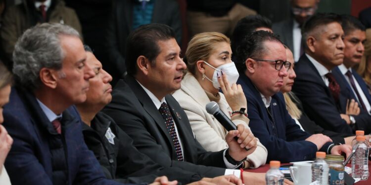 Defiende el gobernador Alejandro Armenta derecho de las audiencias a conocer la verdad