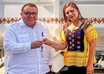 La gobernadora Evelyn Salgado fortalece servicios públicos en Ixcapuzalco con nuevo camión recolector