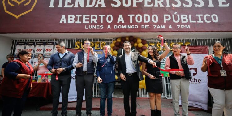 Inaugura Martí Batres nueva sucursal del SuperISSSTE en Tlalnepantla, Estado de México
