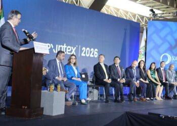 Tlaxcala y Puebla deben ser el epicentro de la industria textil en México: Marcelo Ebrard