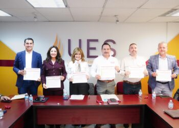 Instalan UES y Sutues mesa de negociación para revisión salarial y contractual 2026: SEC