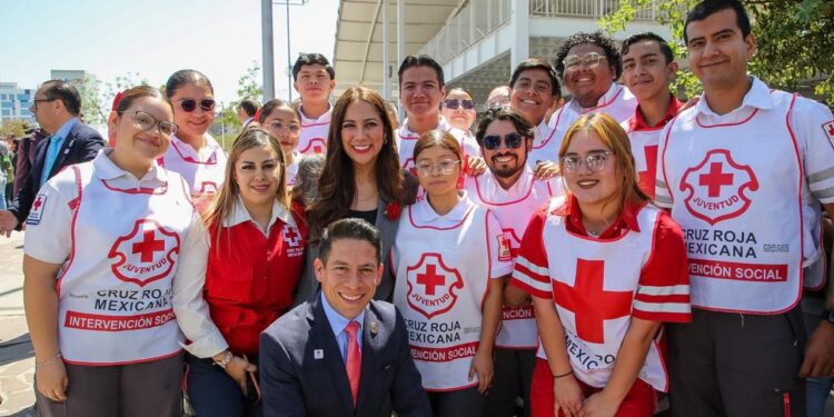 Entrega Libia Dennise Apoyos de Vivienda «Mi Nuevo Hogar» y Kits “Gente Ayudando a la Gente”