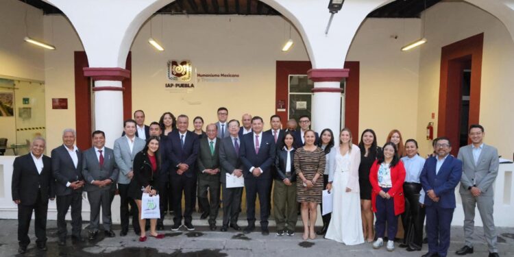 INAP y gobierno de Puebla a la vanguardia educativa con maestría en innovación pública e inteligencia artificial