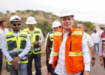 El Gobernador Durazo invierte 770 millones en obras hidráulicas para la frontera