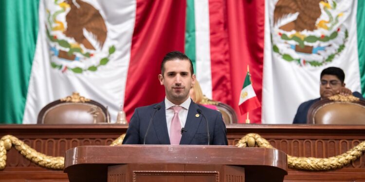 No más nepotismo dentro del gobierno e instituciones de la CDMX, urge Pedro Haces Lago