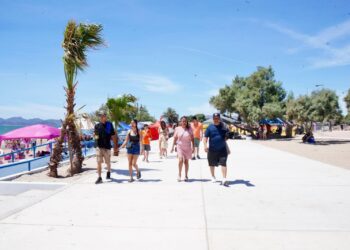 De Huatabampito a Bahía de Kino Durazo transforma la costa sonorense y potencia el turismo en Semana Santa