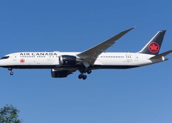 Fortalece Sinaloa su conectividad aérea internacional