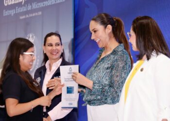 Impulsa Guanajuato productividad y desarrollo a través de la entrega de Microcredenciales: Libia Dennise