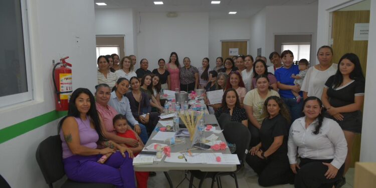 Mujeres en Navolato construyen nuevas oportunidades desde la creatividad