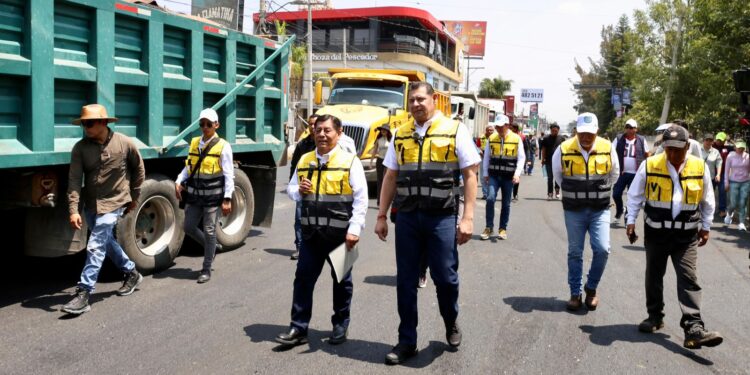 Gobierno estatal rehabilita la 24 sur; acelera transformación de vialidades en Puebla: Alejandro Armenta