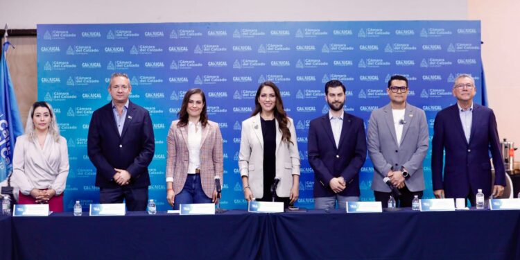 Protegen a la industria del calzado con su exclusión del Recinto Fiscalizado Estratégico