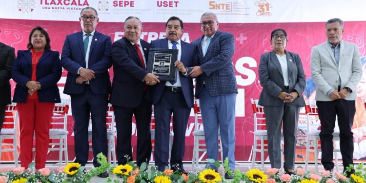 Reconoce gobierno del estado a maestros tlaxcaltecas de la Sección 31 del SNTE