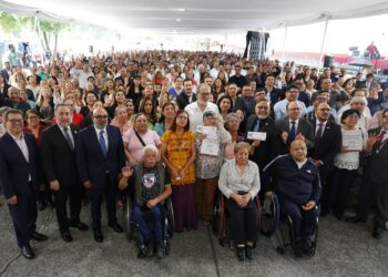 ISSSTE y Secretaría de Bienestar entregan recursos por más de 369 mdp de La Clínica es Nuestra 2026