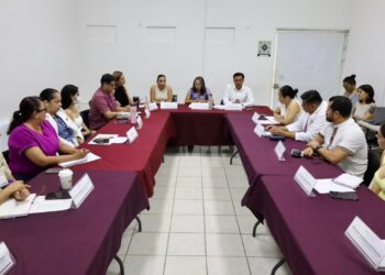 Salud Colima refuerza estrategias contra riesgos a la salud