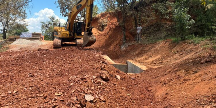 Atiende CICAEG afectación por lluvias en carretera a San Jerónimo Palantla; registra 95% de avance