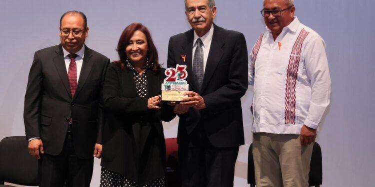 Reconoce Lorena Cuéllar a el Colegio de Tlaxcala como aliado estratégico para la planeación del desarrollo del estado