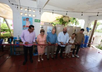 Fonatur y gobierno del estado ponen en marcha el Programa de Sistemas de Captación de agua pluvial en la zona Tradicional de Acapulco