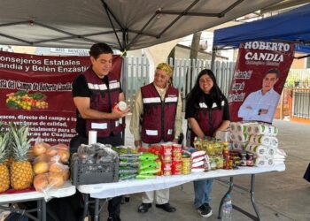 La “Canasta del Campo” acerca alimentos hasta 40% más económicos a familias de Cuajimalpa: Roberto Candia y Belén Enzástigue