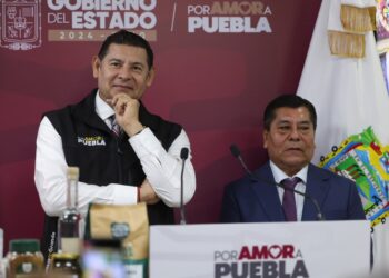 El Gobernador Armenta Mier llama a alcaldes a cumplir responsabilidades constitucionales