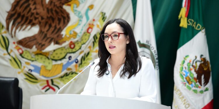 Logra Iris Sánchez Chiu incorporar educación en inteligencia artificial al exhorto para proteger a niñas, niños y adolescentes