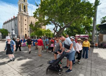 Mazatlán se consolida como pilar del turismo naviero en el Pacífico: recibe al «Navigator Of The Seas» y proyecta fuerte derrama económica en julio