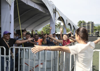 Cuando caminamos juntas, no hay nada que nos detenga; somos centro de la Transformación: Claudia Sheinbaum