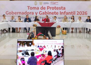 Evelyn Salgado toma protesta a la gobernadora Infantil 2026 y promueve la defensa de los derechos de las infancias