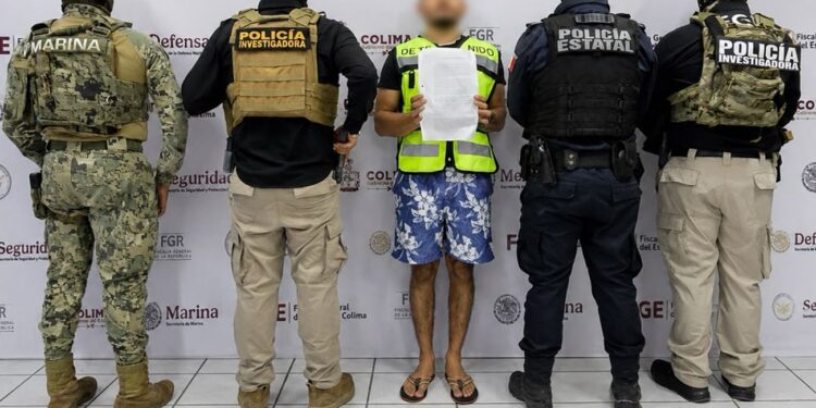Marina, SSPC y FGE detienen en Colima a José Alfredo “N” (a) “El Pirul”, presunto sicario del Cartel Los Mezcales
