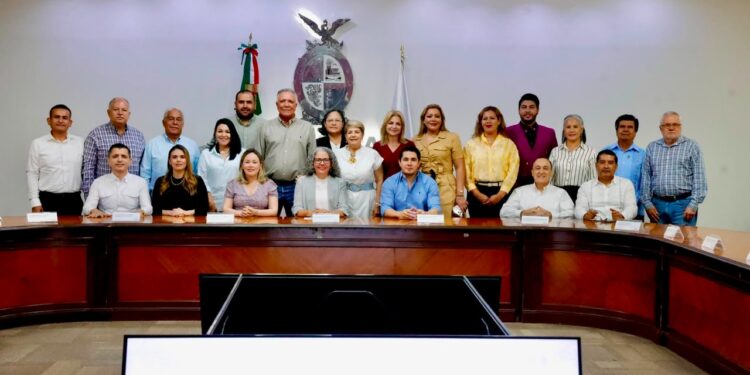 Gobernadora Graciela Domínguez se reunió con alcaldesas y alcaldes de Sinaloa