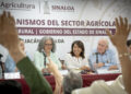 Secretaria Columba López sostiene diálogo positivo con productores en Sinaloa