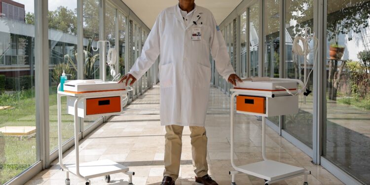 ISSSTE equipa al HG “Gral. José María Morelos y Pavón” con ecocardiógrafo 3D de última generación; invierte 10.7 mdp
