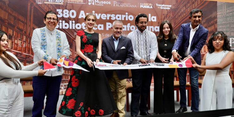 Biblioteca Palafoxiana celebra 380 años de ser memoria viva de Puebla