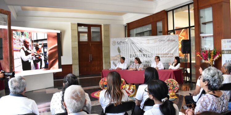 Reconocen a exponentes de la cultura guerrerense con el premio Baluartes 2026