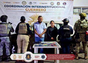 Detiene SSP Guerrero a dos personas por su probable relación con desplazamiento de tarjetas en Iguala