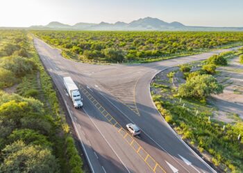 Impulsan Alfonso Durazo y la presidenta Claudia Sheinbaum más de 20 mil millones de pesos en carreteras estratégicas para Sonora