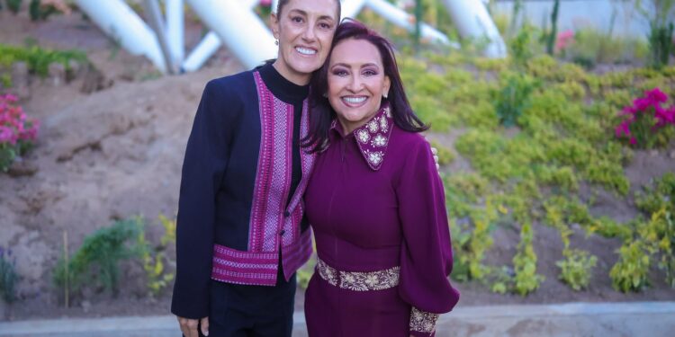“Puede confiar en Tlaxcala”: Lorena Cuéllar destaca gobernabilidad y unidad durante informe de Sheinbaum