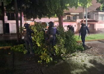 Elementos de la PEP se desplegaron y brindaron diversos apoyos, tras las lluvias en Culiacán