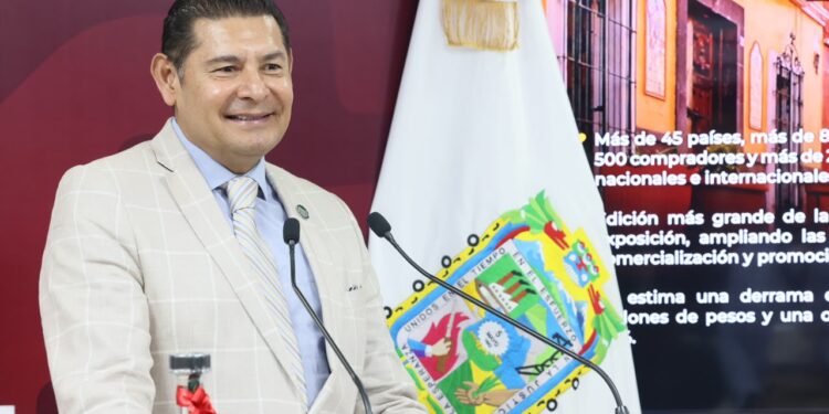 Conectividad, infraestructura y promoción internacional fortalecen desarrollo turístico: Armenta Mier